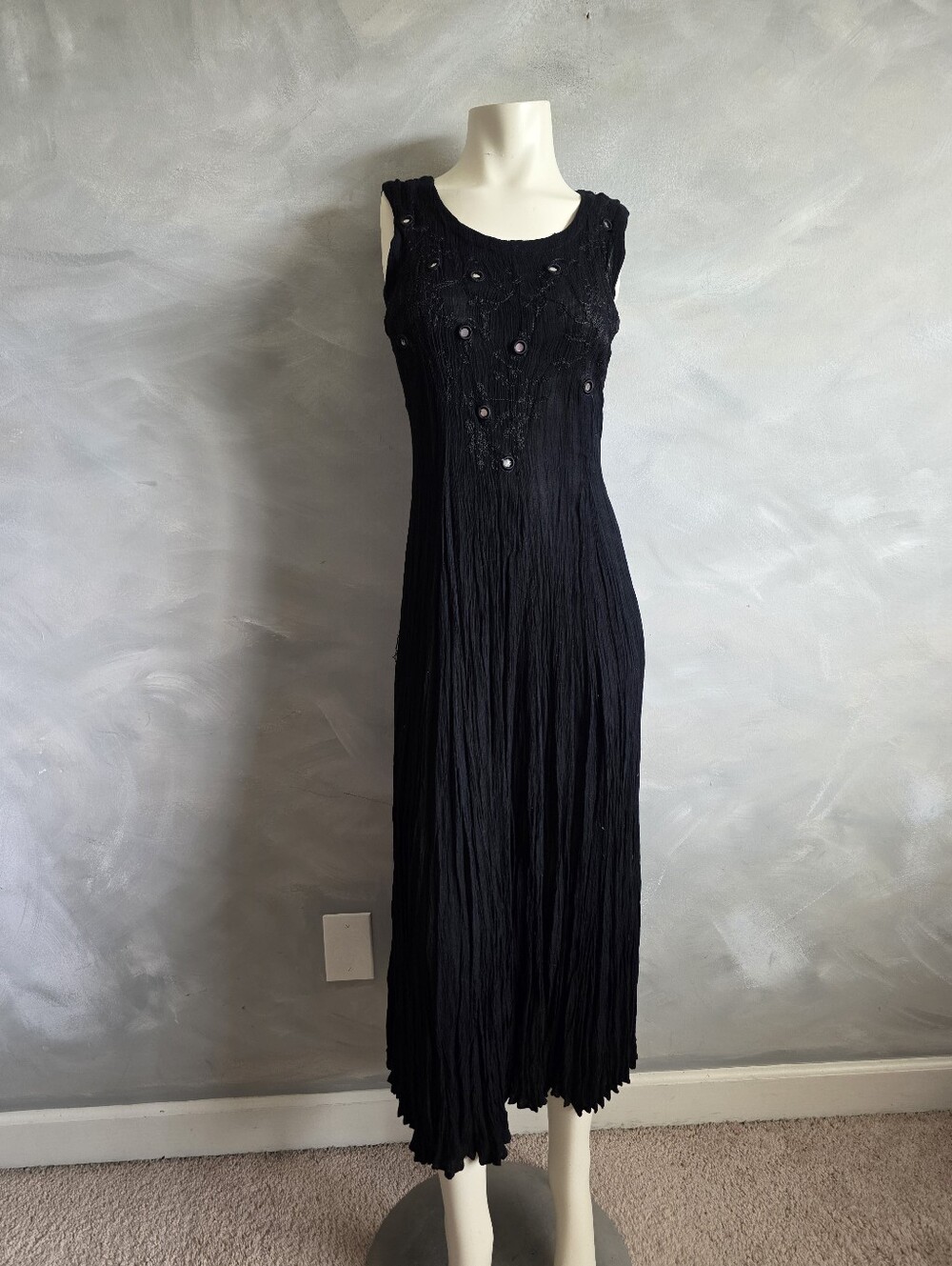 90s Grunge Whimsigoth Broomstick Pleat Beadwork Bodice Black Sleeveless Midi S